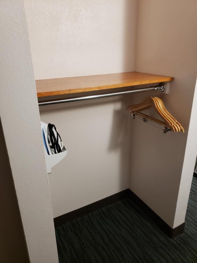 Holiday Inn Express Richmond-Brandermill-Hull Street By Ihg Eksteriør bilde