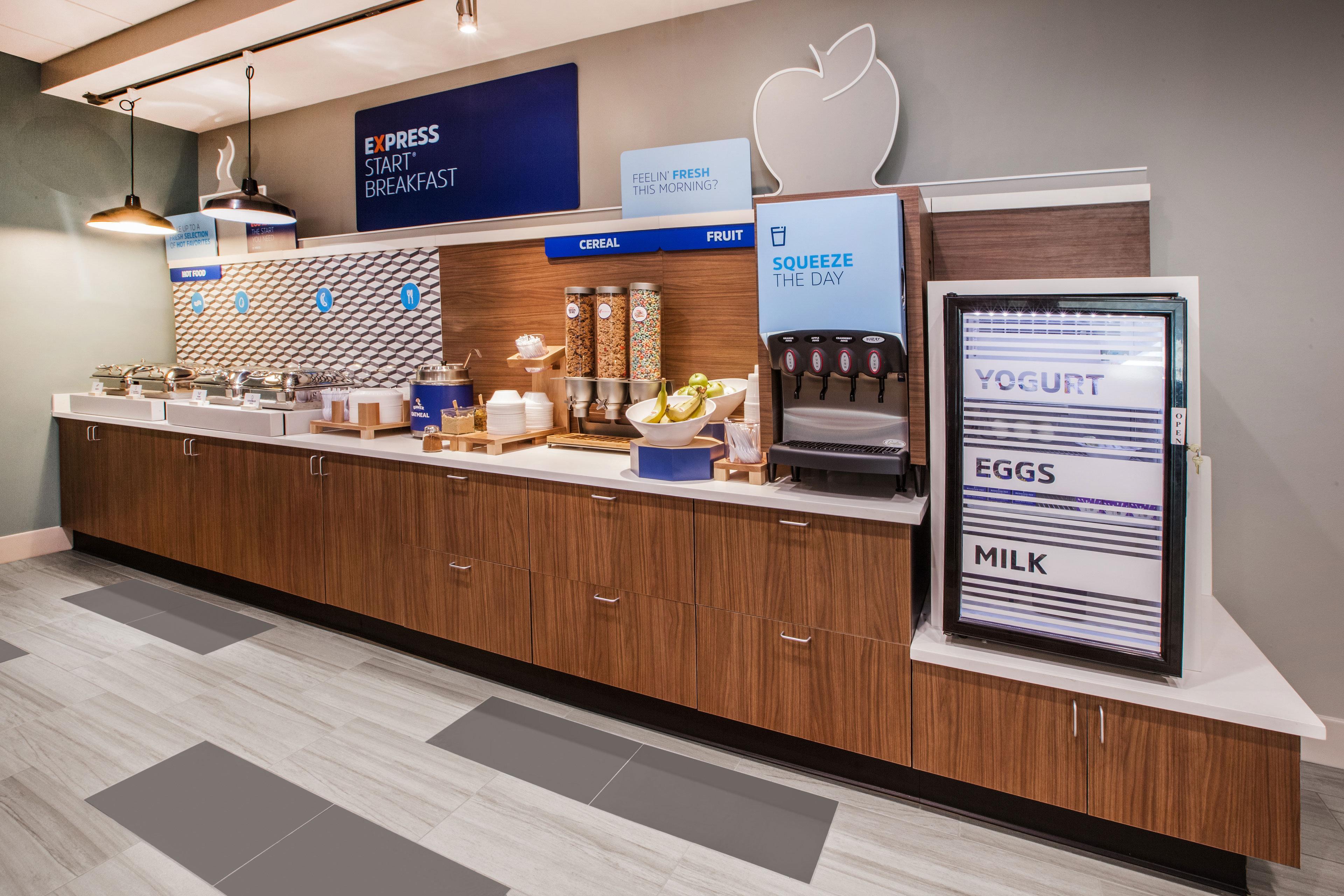 Holiday Inn Express Richmond-Brandermill-Hull Street By Ihg Eksteriør bilde
